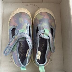 Cat & Jack Land to Sea shoes - size 8
